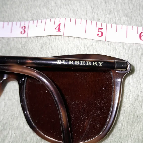 Burberry sunglasses frames! - Picture 3 of 5